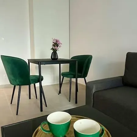 New Szybowcowa Trzy Stawy Centre *