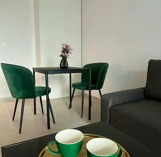 New Szybowcowa Trzy Stawy Centre *