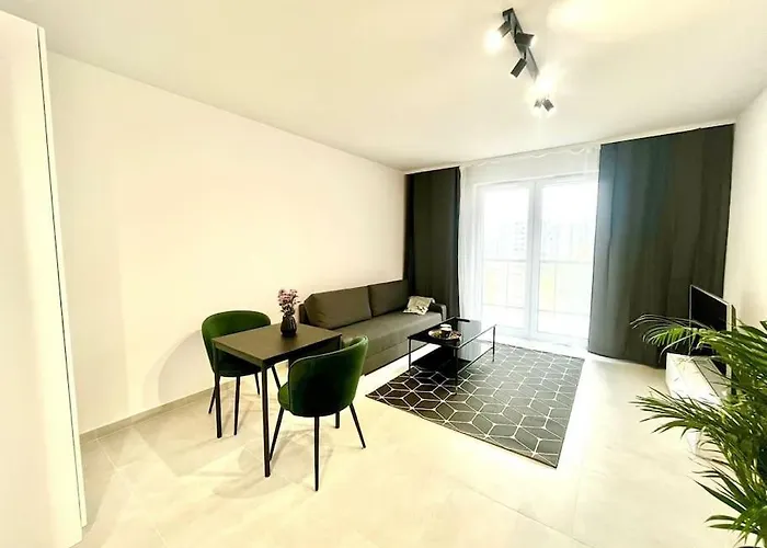 New Szybowcowa Trzy Stawy Centre Апартаменты *